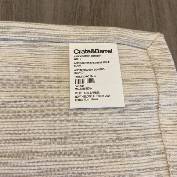 Crate & Barrel Aspen Cotton Dining Table Runner 90 x 14 - Picture 4 of 4